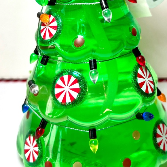 Green Christmas Tree Liquid Soap Holiday Lights Peppermint Candy - Picture 3 of 9